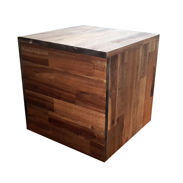 Cubo de madera  Alquiler Muebles [Eventos]
